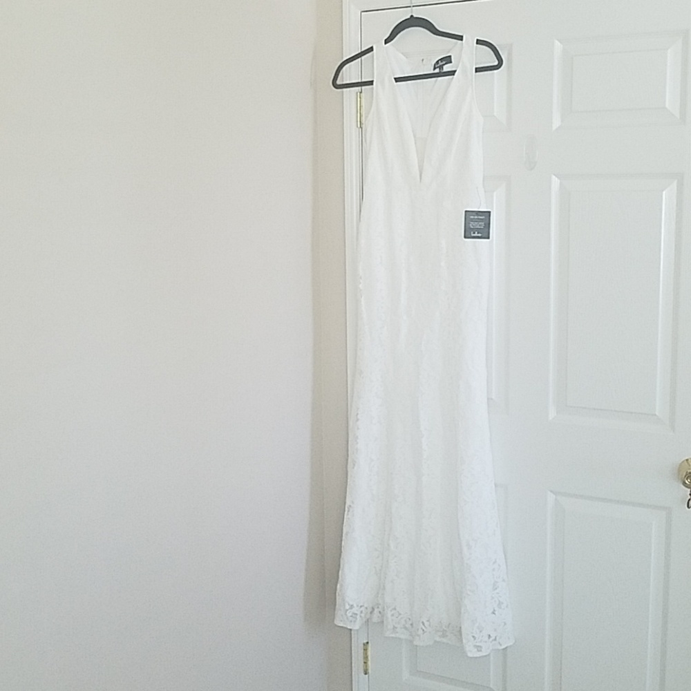 Lulus White Lace Maxi Gown Dress Sleeveless